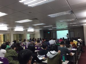 30483185393 227781ca5f O 1 300x225