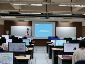 52494993922 82336069f9 O 300x225